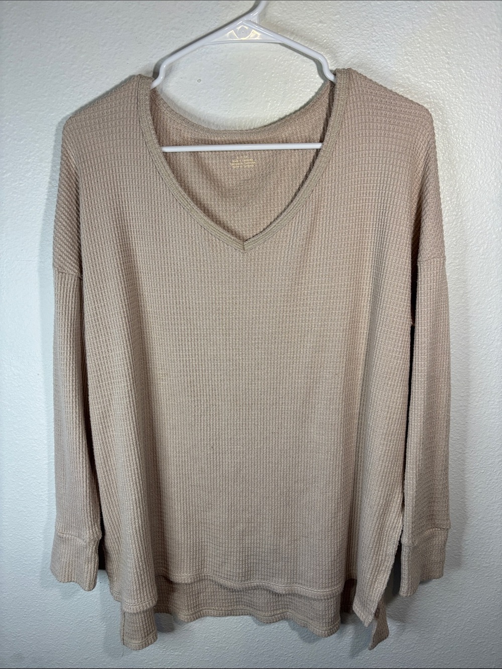 American Eagle Outfitters Neutral Beige Waffle V-Neck Pullover -745sku